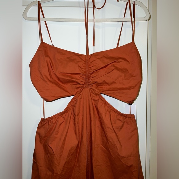 ASTR the Label Cutout Poplin Cotton Maxi Dress - Picture 3 of 6